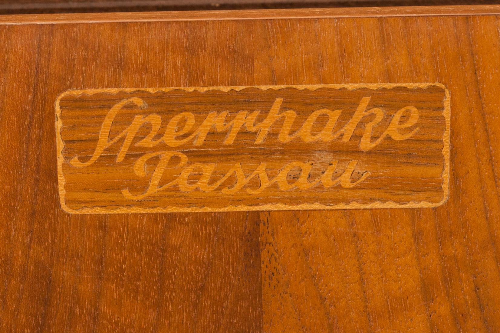 SPINETT, Sperrhake Passau, 1900-tal.