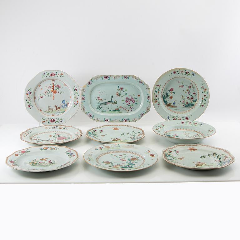 Plates 8 pcs and a serving dish similar China 18th century porcelain.