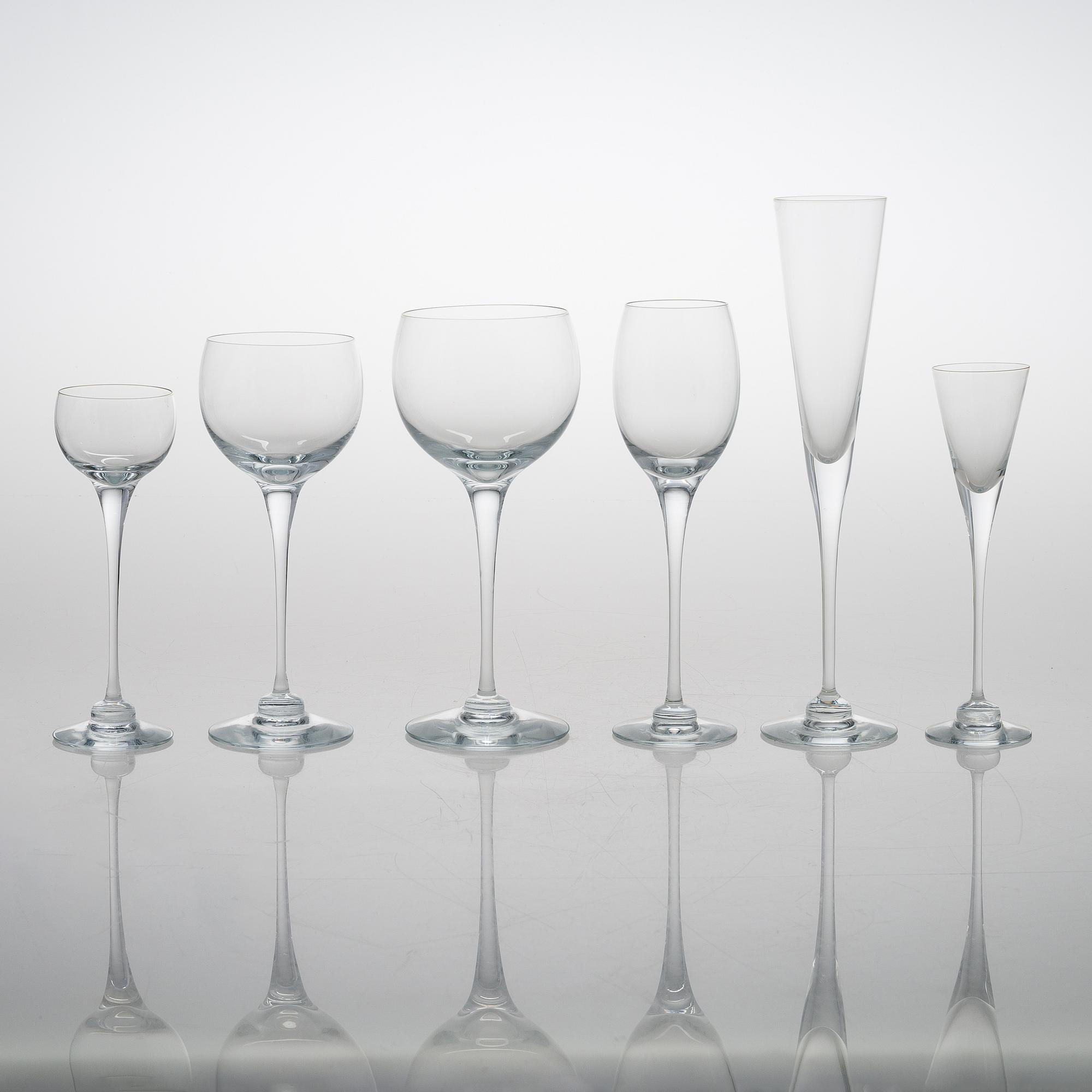 HEIKKI ORVOLA, A 51-piece set of 'Aurora' glassware for Iittala.