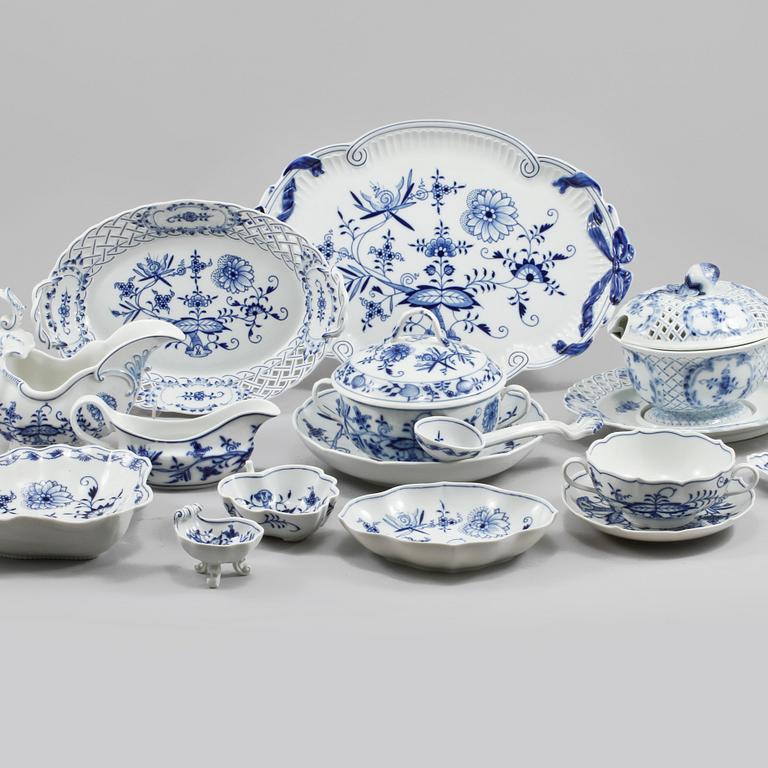 SERVISDELAR, 40 delar, porslin, Meisen, 1900-tal.