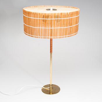 BORDSLAMPA, Paavo Tynell, stämplad Taito Oy. 1900-talets mitt.