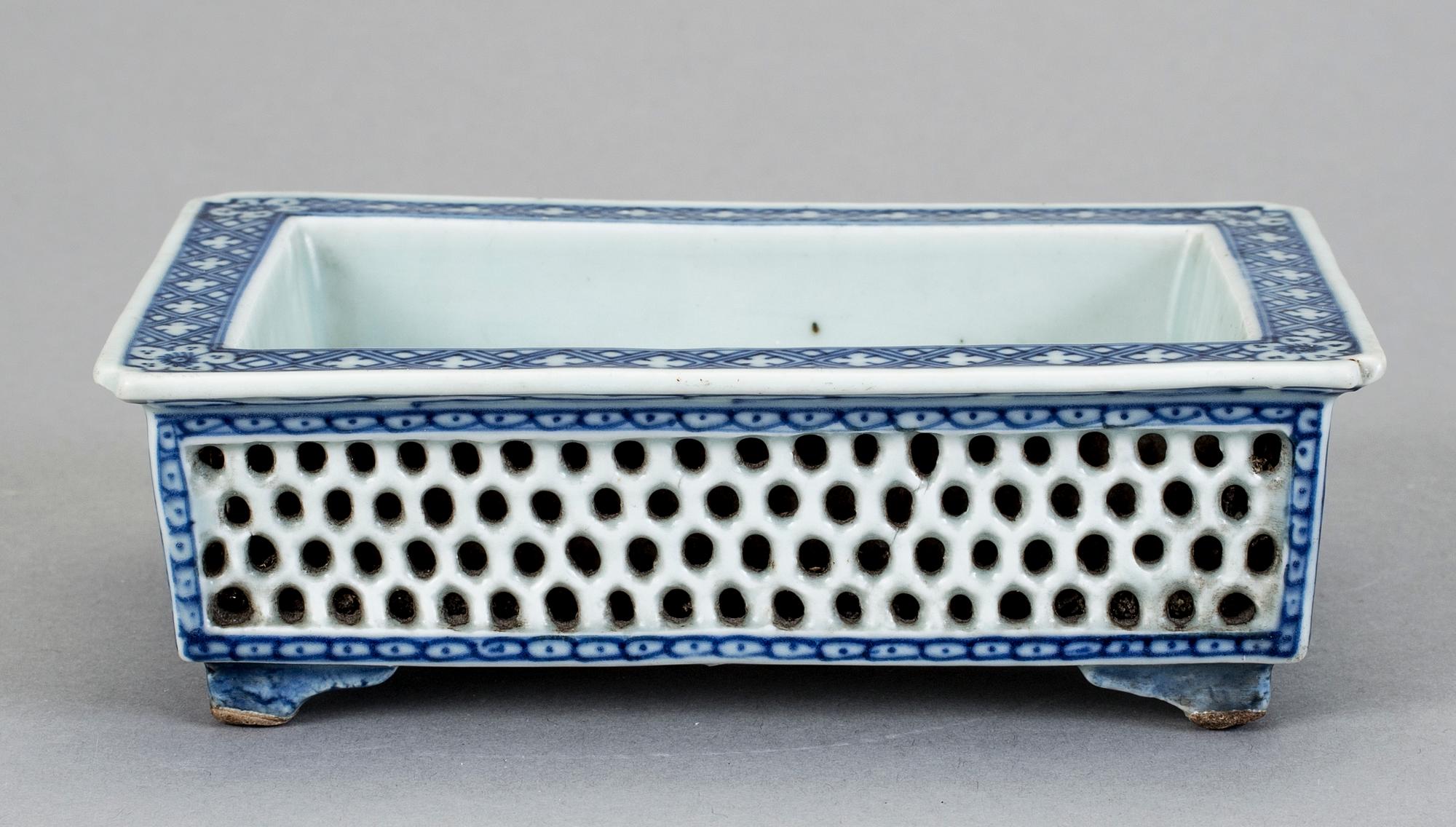NARCISSKÅL, porslin, Kina, 1800-tal.