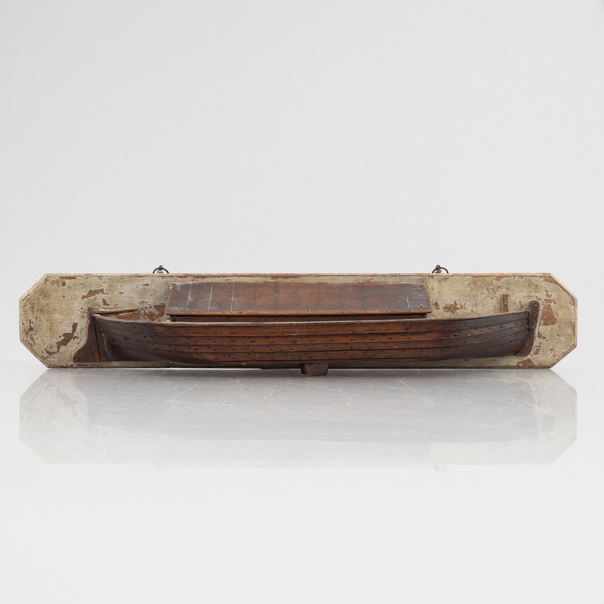 A boat model, first half of the 20th century.