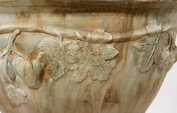 YTTERFODER PÅ BENSTÄLLNING, 1900/2000-tal.