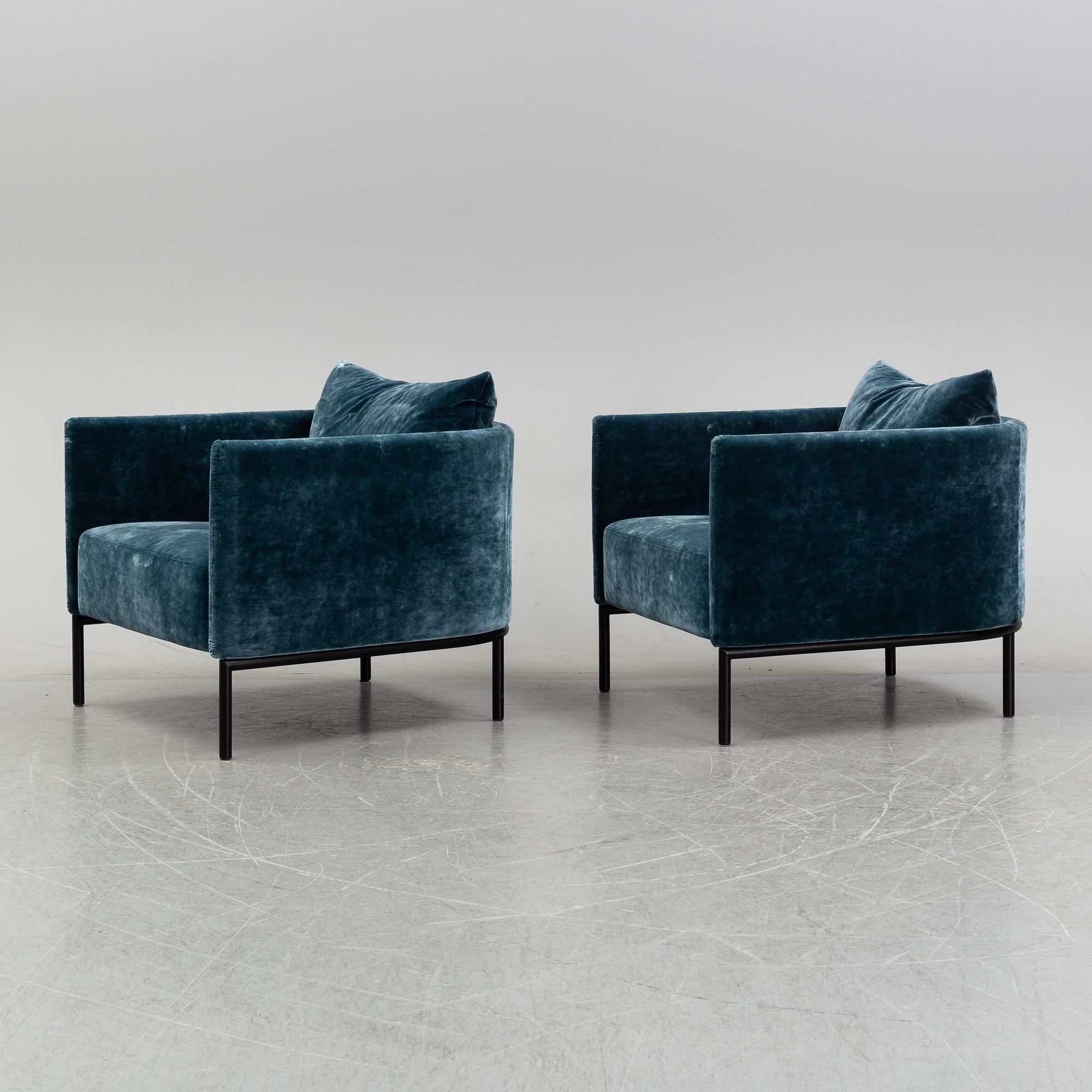 A pair of easy chaors, designed by Torill Slettvoll, "Piet" from SlettvolL 2010'S.