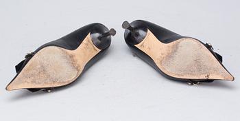 SKOR SAMT VÄSKA, Gucci.