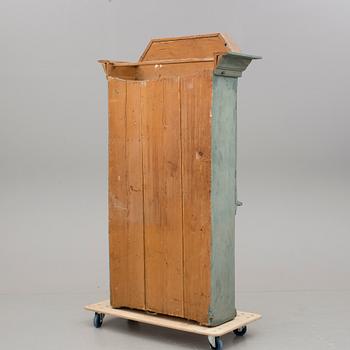 SKÄNKSKÅP. Alfta, Hälsningland, Bär datering 1802 samt märkt KED.