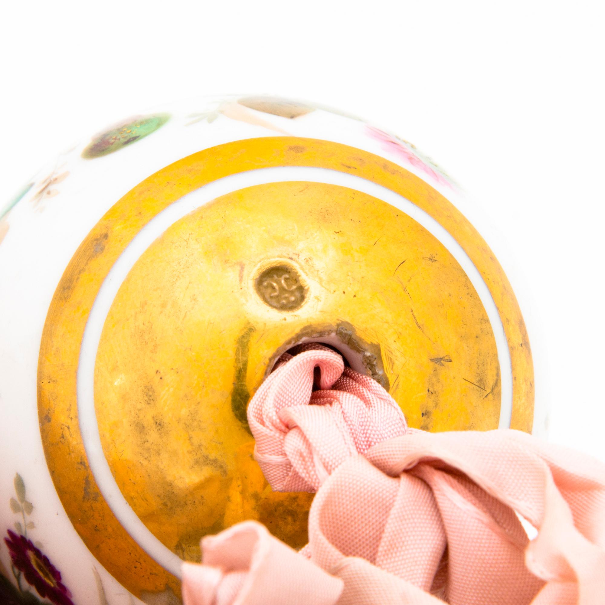 A Russian porcelain Easter egg, from the time of Nicholas I (1825–1855).