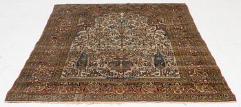 Rug, antique Isfahan, central Isfahan, c. 209 x 143 cm.