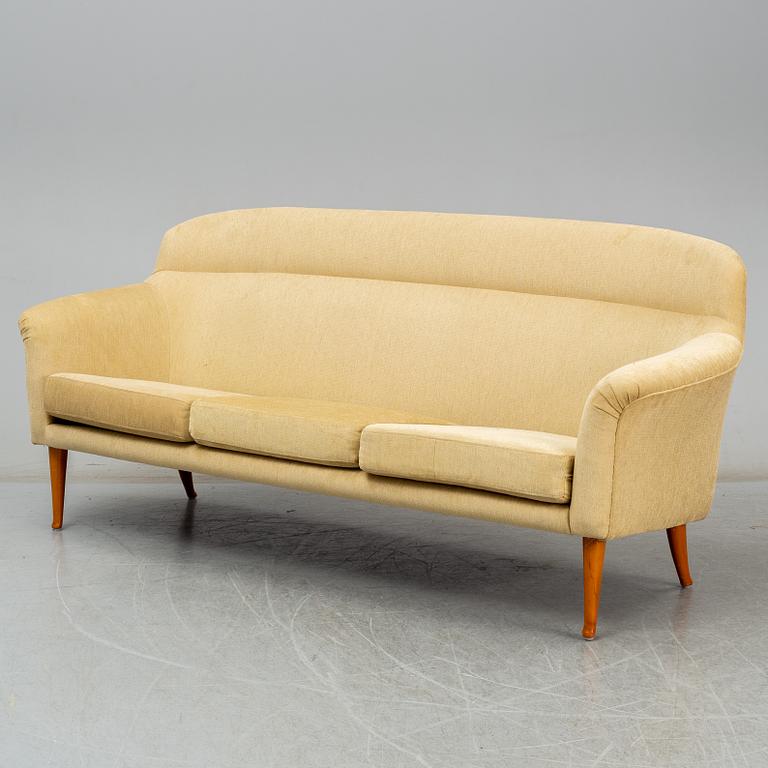 KERSTIN HÖRLIN-HOLMQUIST, a 'Triva' sofa from Nordiska Kompaniet, 1950's/60's.