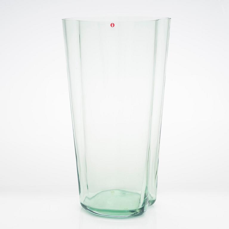 Alvar Aalto,  vas, signerad Alvar Aalto 100 1998 Iittala 1244/1998.