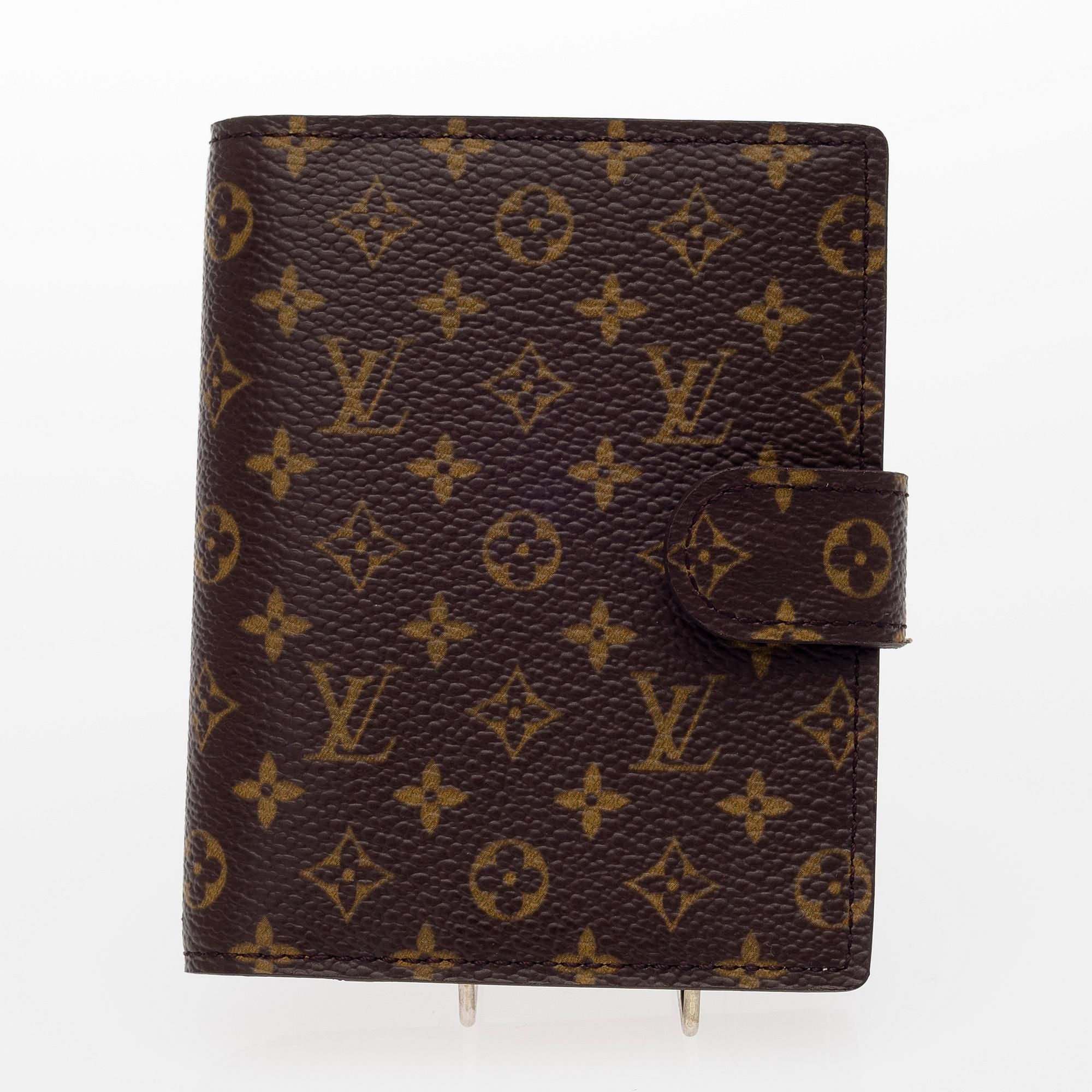 Mini agenda cover with address book and notepad for the 150 years of Louis Vuitton in 2004. Bukowskis