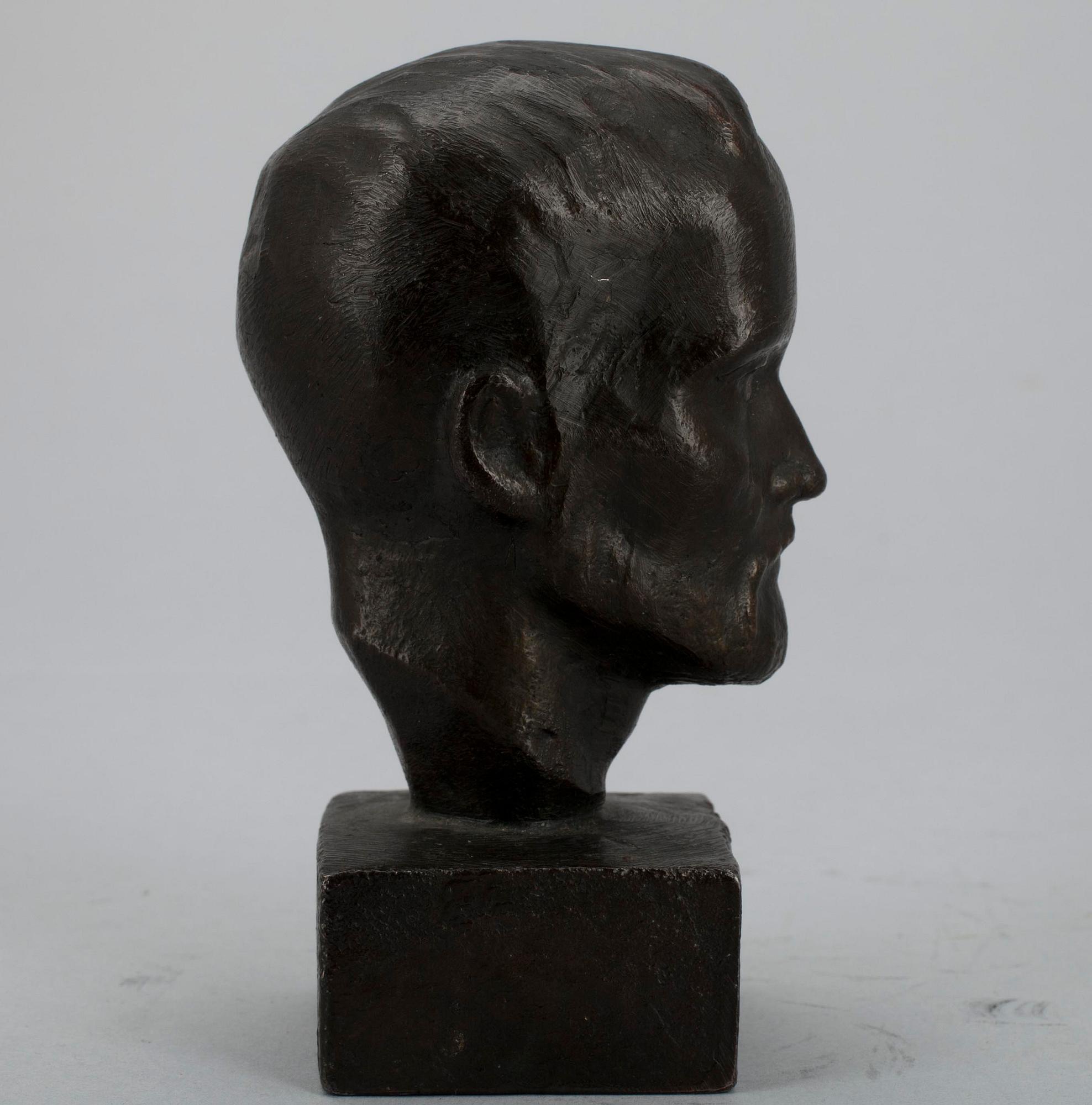 GUSTAF NYHOLM, skulptur, brons, sign. och dat. 1927.