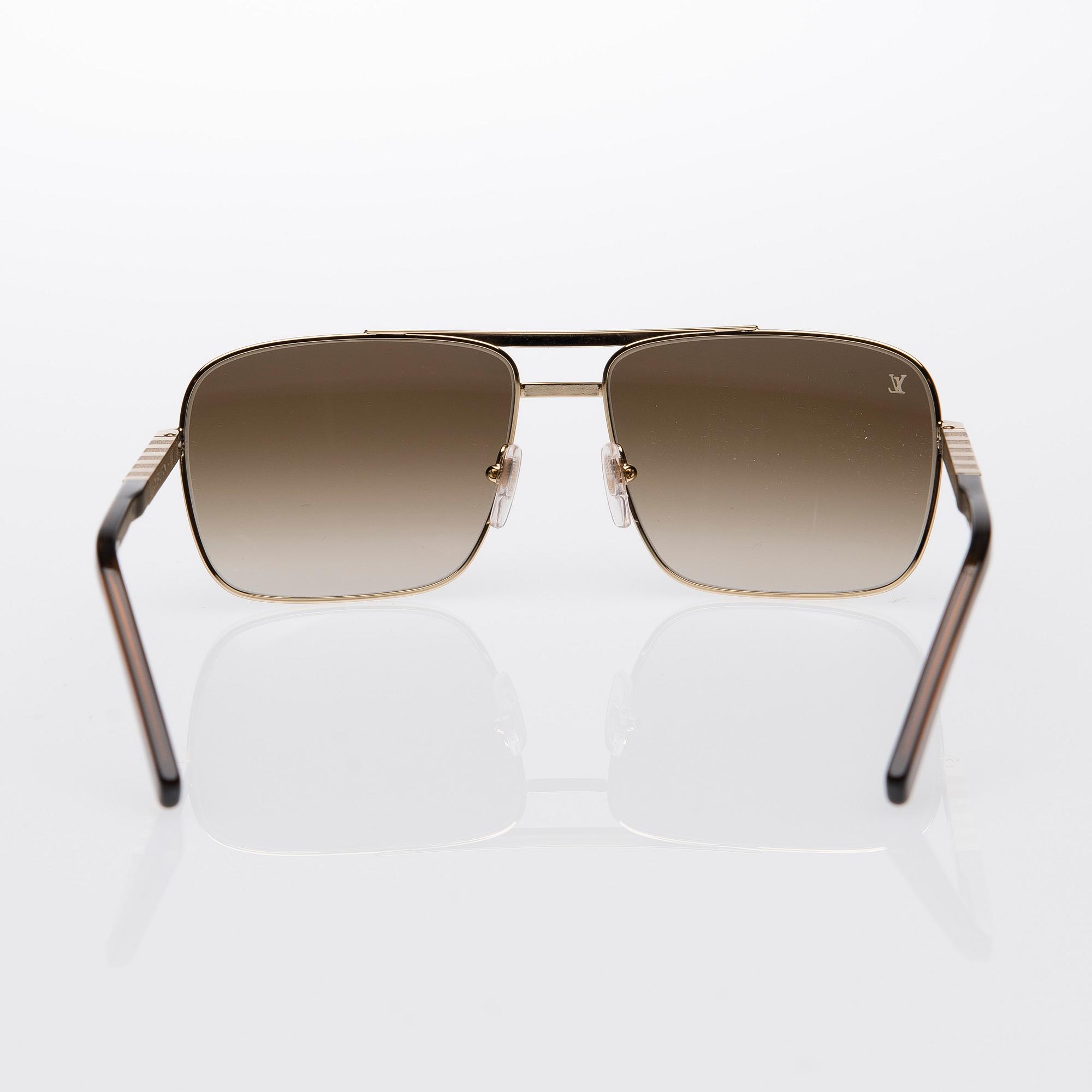 SOLGLASÖGON, "Attitude", Louis Vuitton.