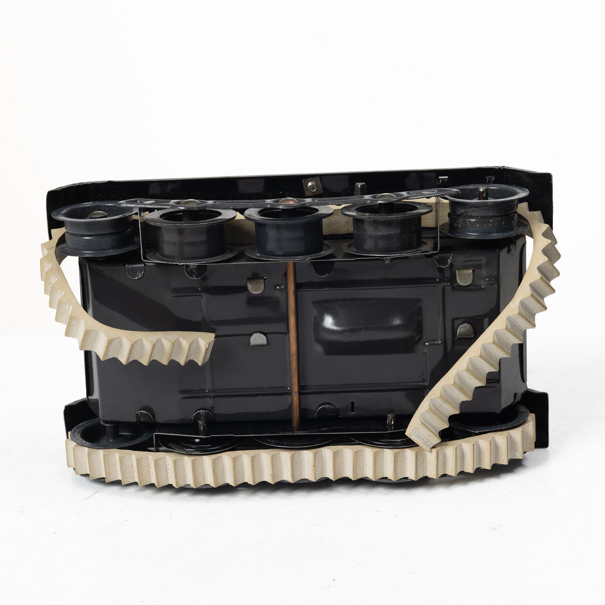 Tipp & Co & Gama, tanks, 2 pcs, Germany, 1940s.