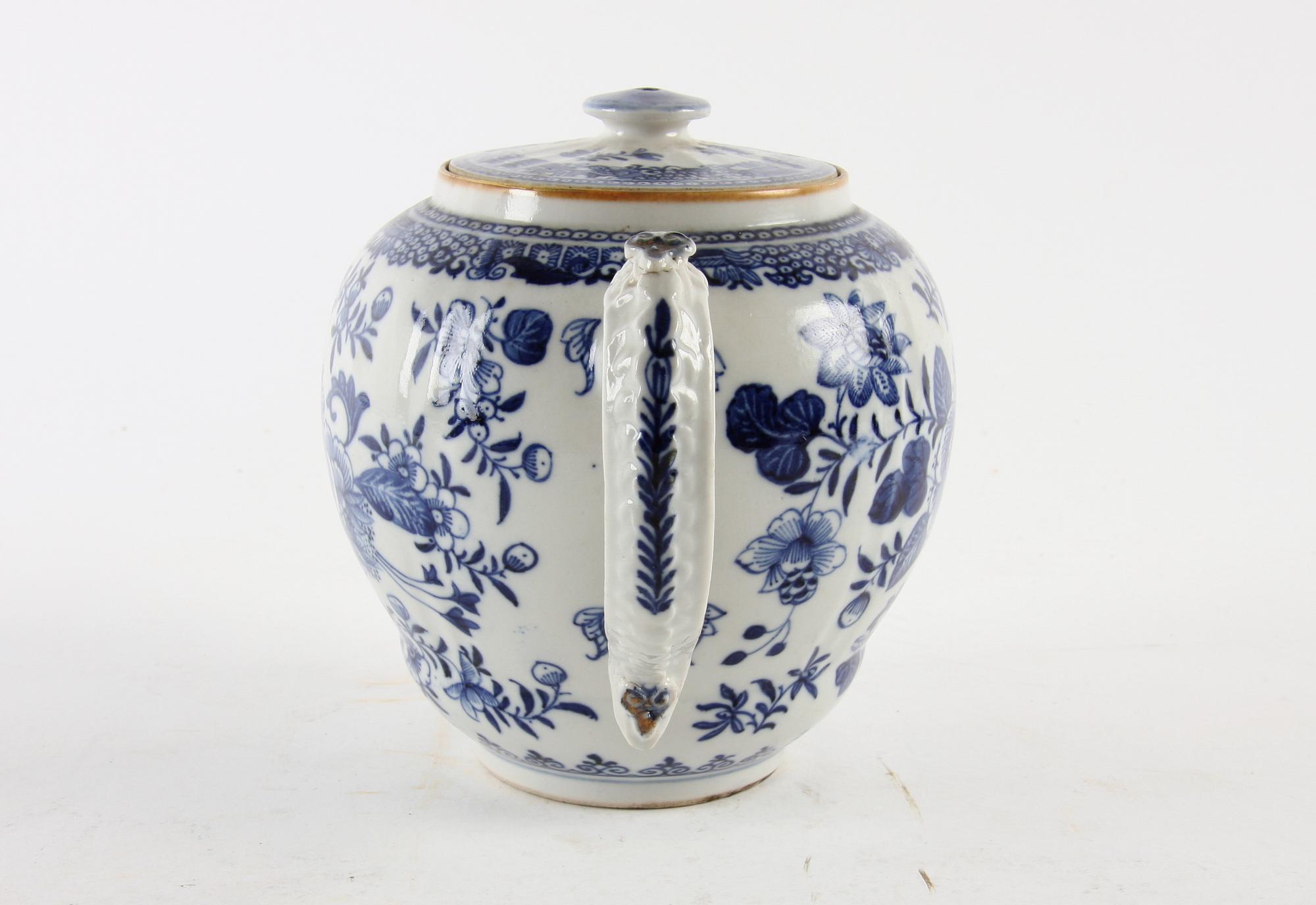 TEKANNA, porslin, Kina, 1800-tal.