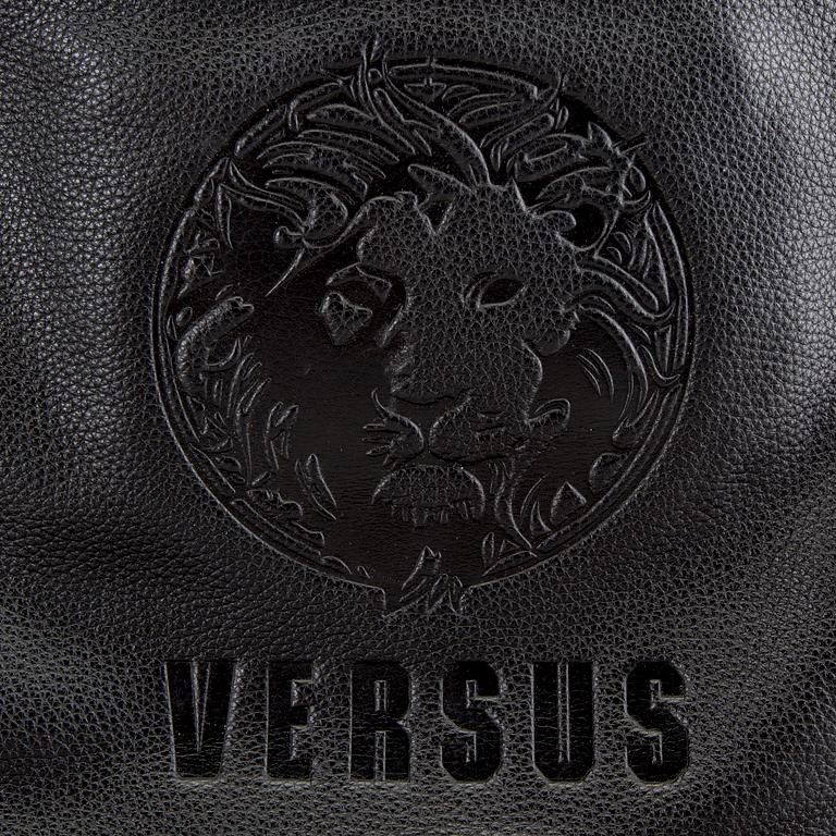 Versus Versace, bag, "Tote lion chain".