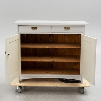 Skänk, tidigt 1900-tal.