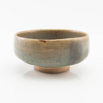 Bowl China Yuan dynasty (1271-1368) glazed stoneware.