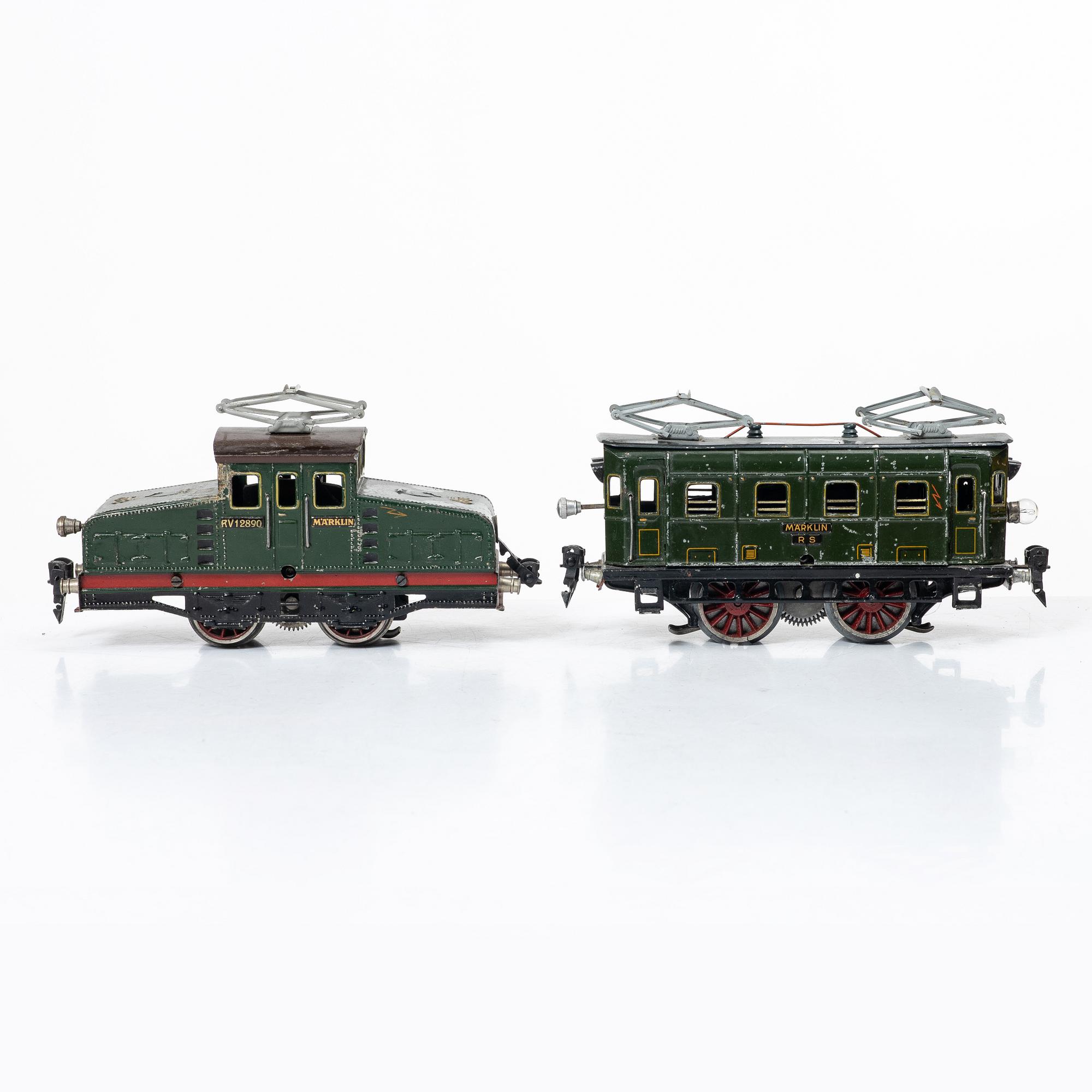 Märklin, Locomotives, carriages and accessories, first half of the 20th century.