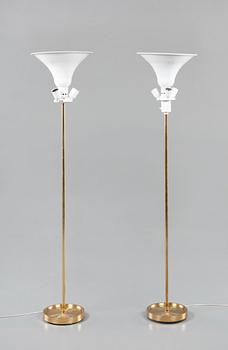 GOLVLAMPOR, ett par, s k "Uplights", Fagerhults belysning, 1900-talets andra hälft.