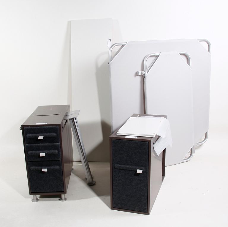 SKRIVBORDSDELAR MED TILLBEHÖR. Snowcrash.