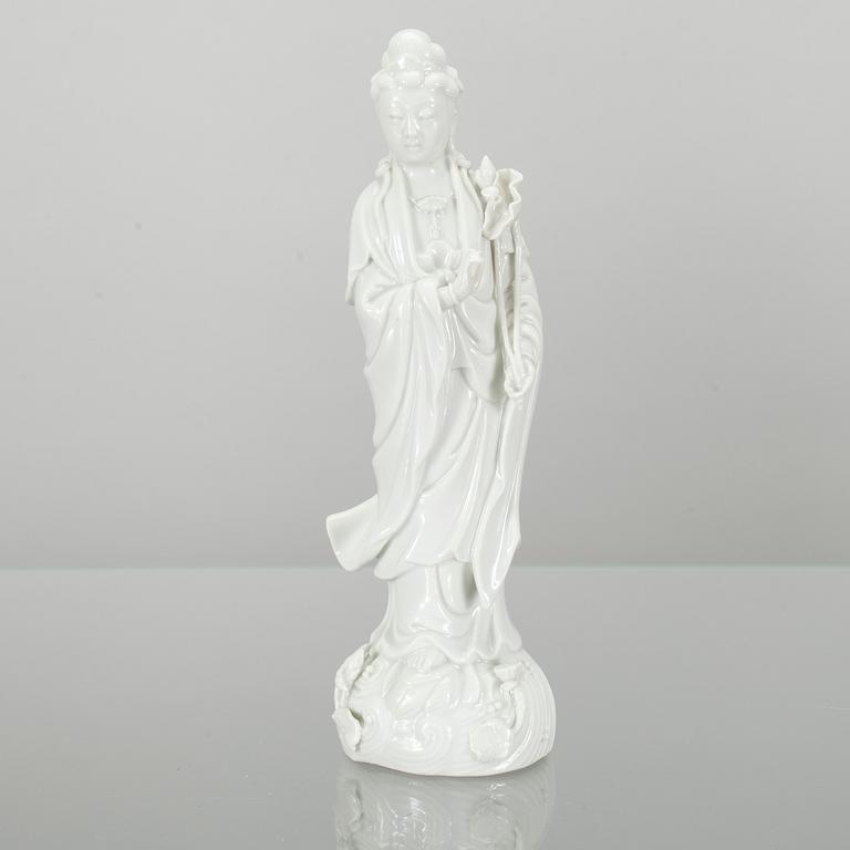 SKULPTUR, Kina, porslin, blanch de chine, 1900-talets början.