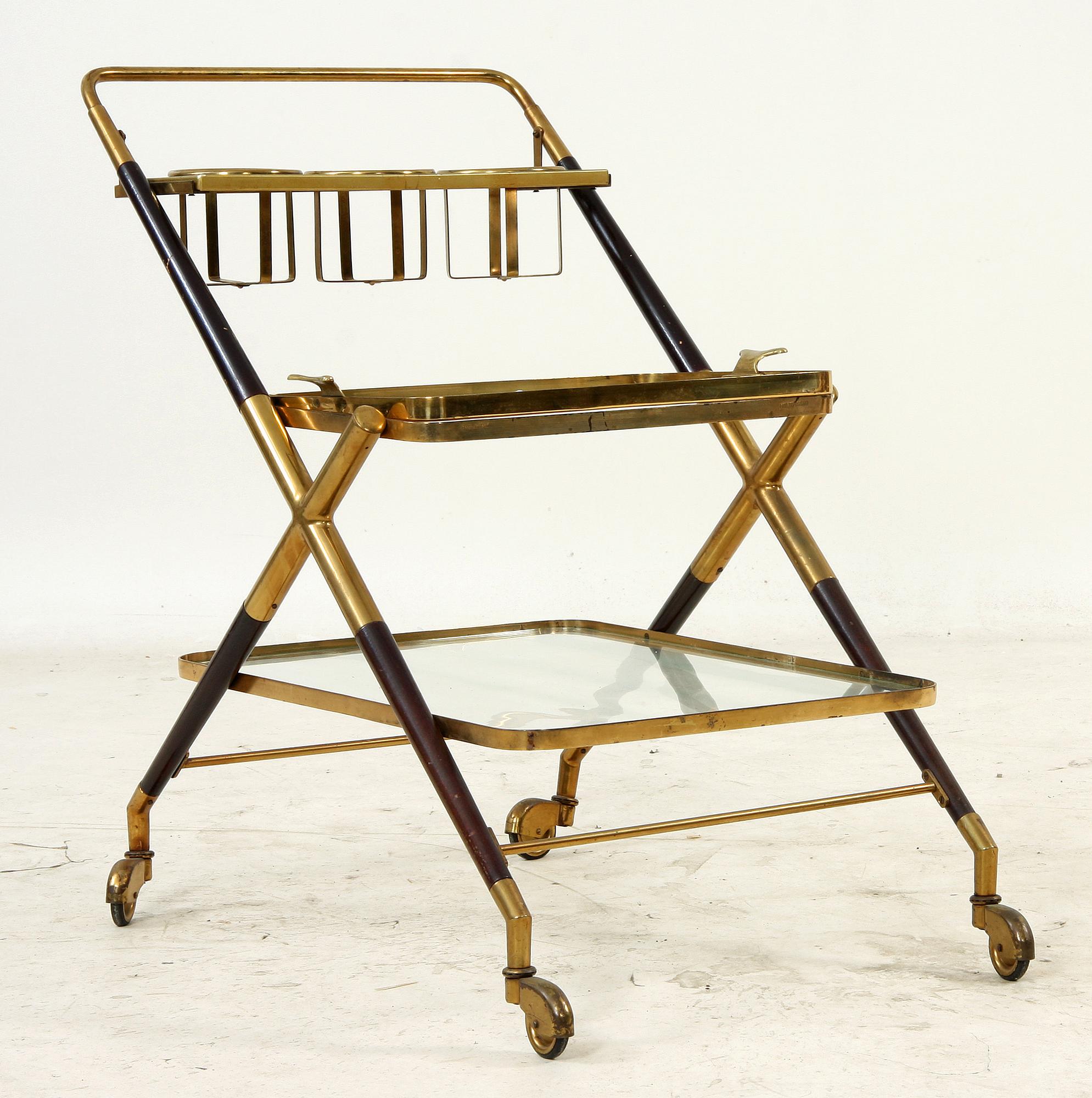 SERVERINGSVAGN, 1900-talets tredje kvartal.