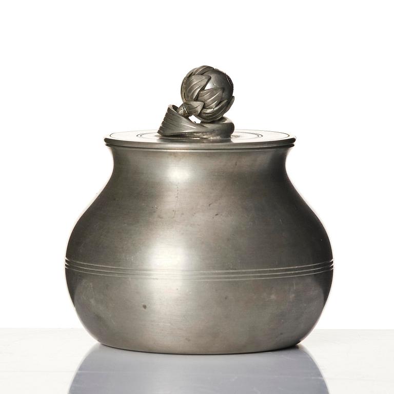 Firma Svenskt Tenn, a pewter bonbon dish with knob by Estrid Ericson, model "A 932", Stockholm, 1930.