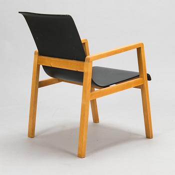 Alvar Aalto, a 1960/1970's '403' open armchair for Artek.