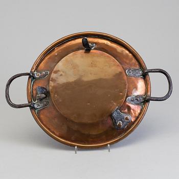 THREE COPPER KITCHEN UTENSILS, 19th century.