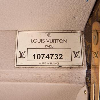 LOUIS VUITTON, a monogram canvas suitcase, "Cotteville".