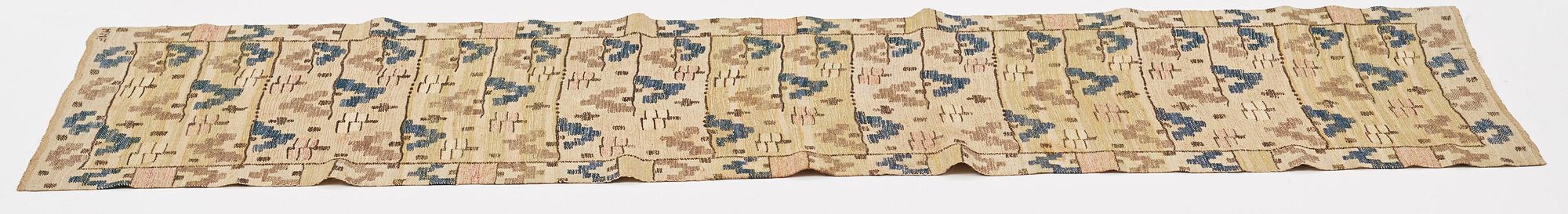 Märta Måås-Fjetterström, A textile, "Flygstrån", flat weave, ca 179,5-180 x 55,5-57,5 cm, signed MMF.