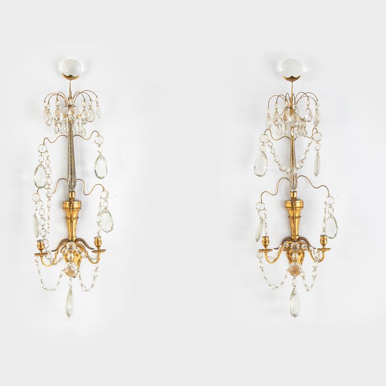 Vägglystrar, ett par, gustaviansk stil, 1800-tal.