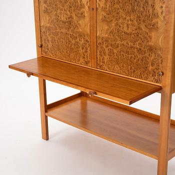Josef Frank, a model 2135 cabinet, Firma Svenskt Tenn, post 1985.