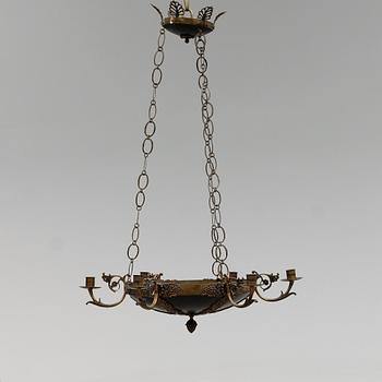 AMPEL, mässing, empirestil, 1800-talets andra hälft. Höjd ca 82 cm.