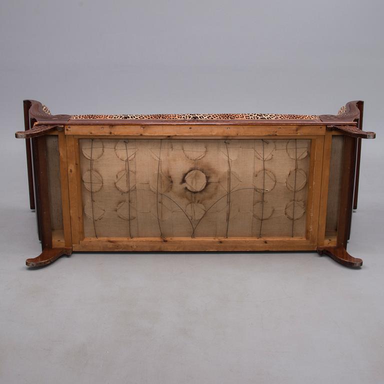 SOFFA, senempirestil, tidigt 1900-tal.