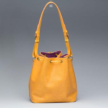 VÄSKA, "Petit Noé", Louis Vuitton.