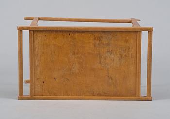 Ilmari Tapiovaara, A TEA TROLLEY.