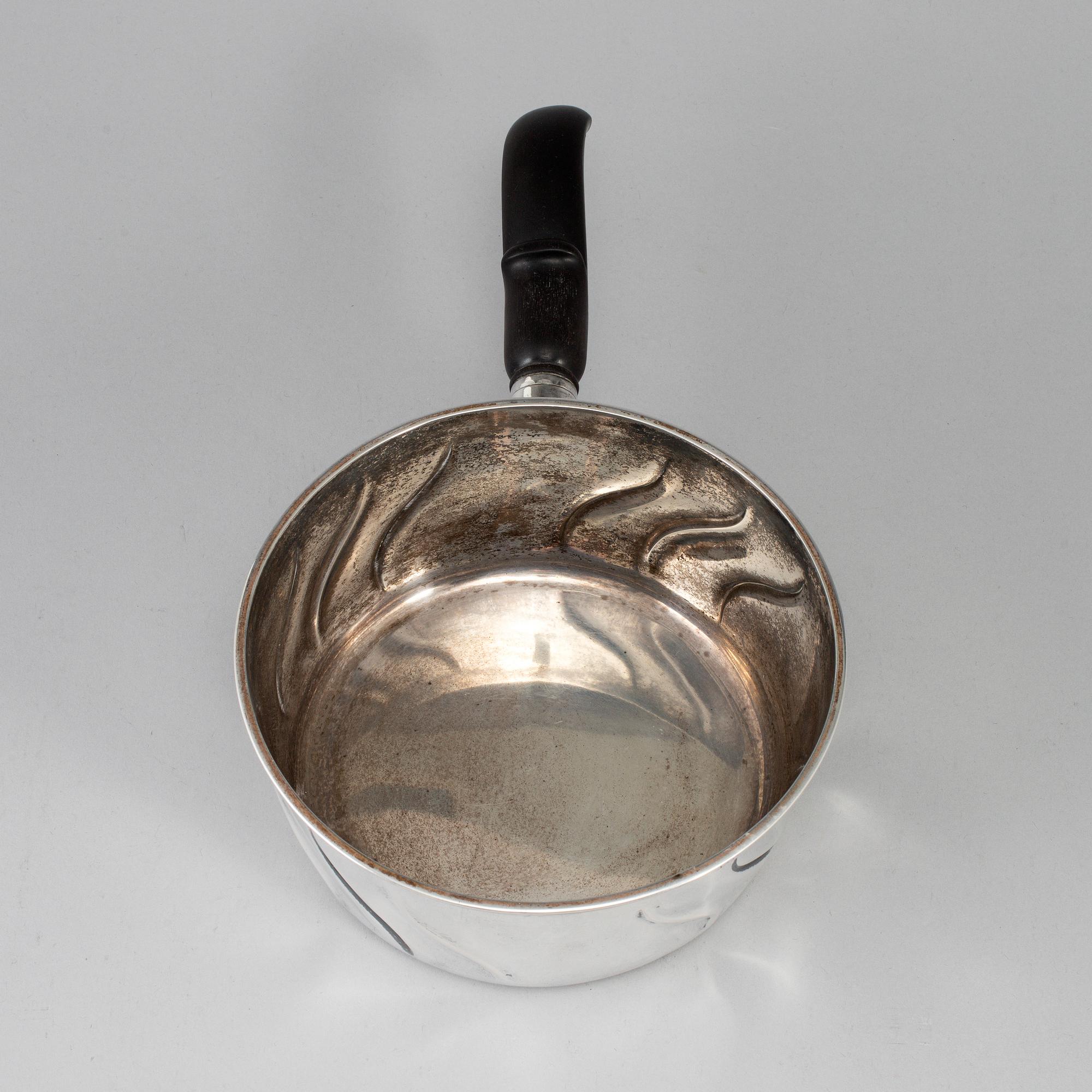 A Swedish 20th century silver pot, mark of CG Hallberg, Stockholm 1917.