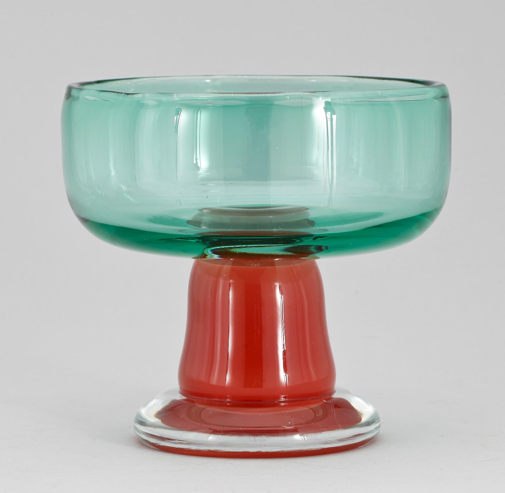 SKÅL PÅ FOT, glas, Erik Höglund, sign.