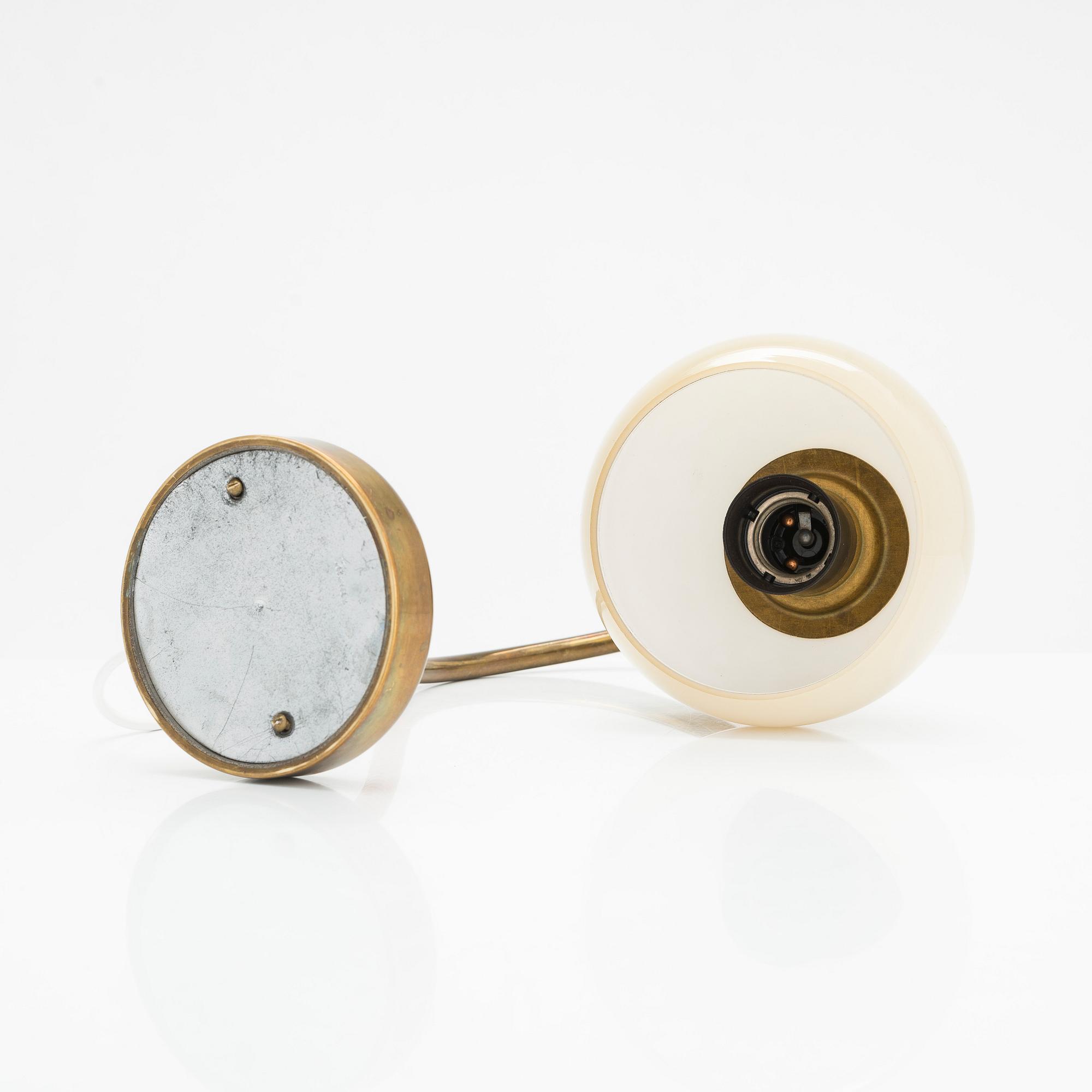 Bordslampa, model 61040, Idman, 1900-talets mitt.