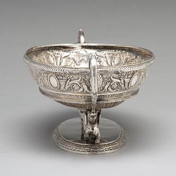 Jardiniere, silver, fantasistämplar, Hanau 1800-talets slut / 1900-talets början, sannolikt. Empire-stil.