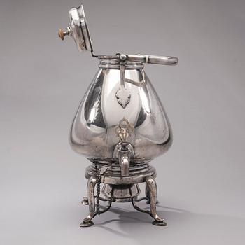 SAMOVAR, försilvrad, pärlemor, stämplad AK. Aleksander Katch (Александр Качъ), S:t Petersburg, sekelskiftet 1800/1900.