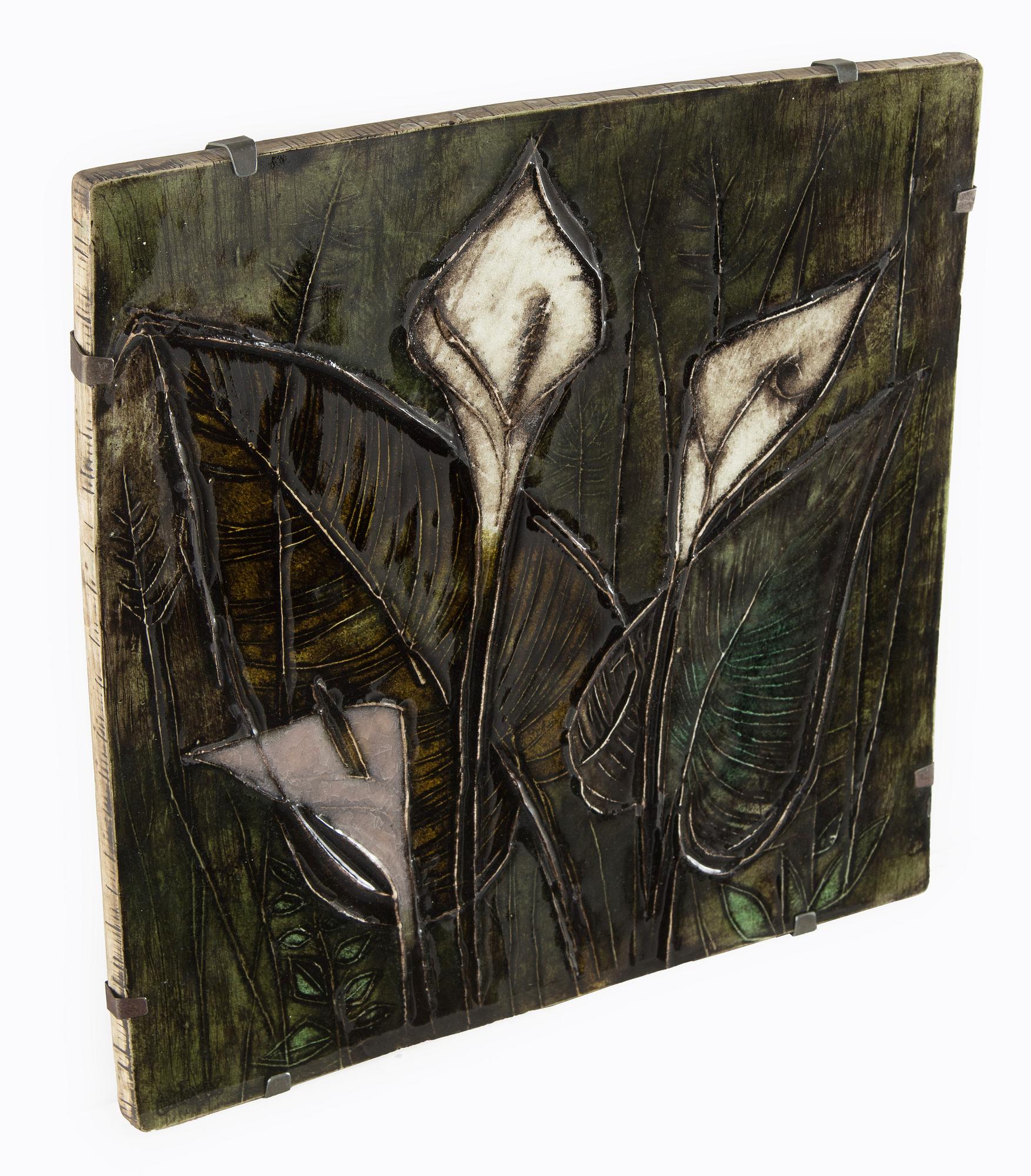 Rut Bryk, seinäreliefi, signeerattu BRYK.