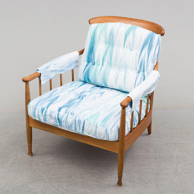 A pair of second half of the 20th century easy chairs "Skrindan" by Kerstin Hörlin Holmqvist.