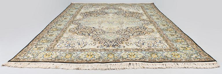 Matta, old, part silke, orientalisk, ca 278 x 178 cm.
