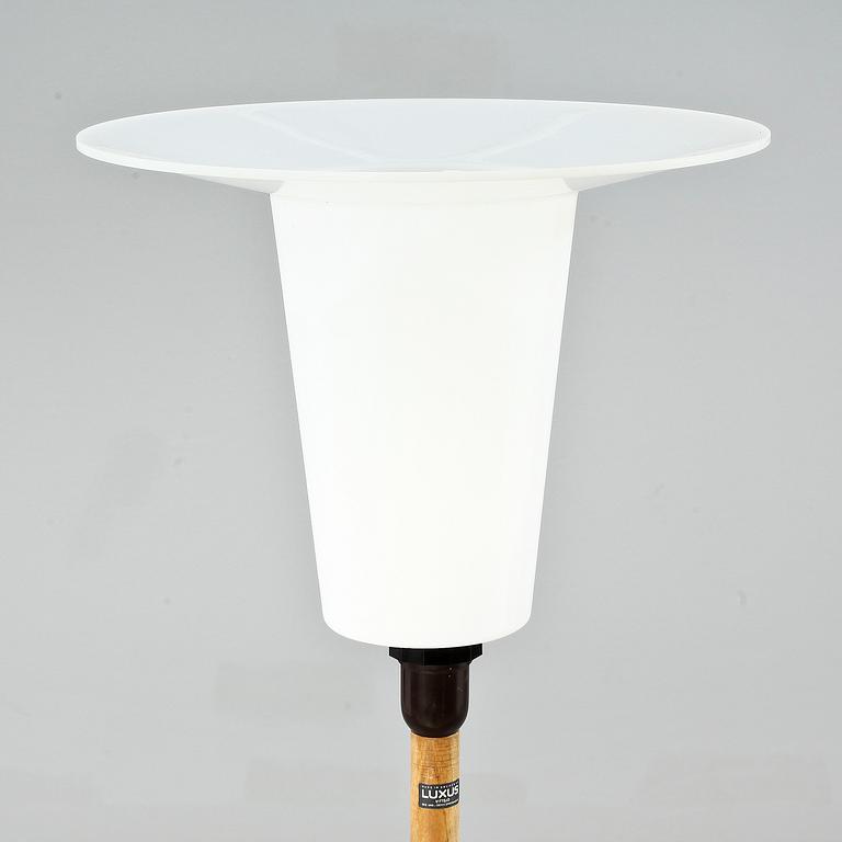 GOLVLAMPA, Uno och Östen Kristiansson, Luxus, 1900-talets tredje kvartal.