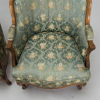 Fåtöljer, ett par och fotpall, 1900-talets mitt.