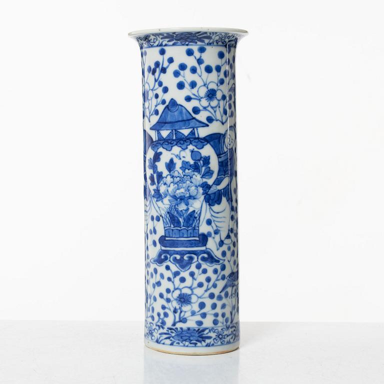 Vas, porslin, Kina, sen Qing/1900-talets första hälft.